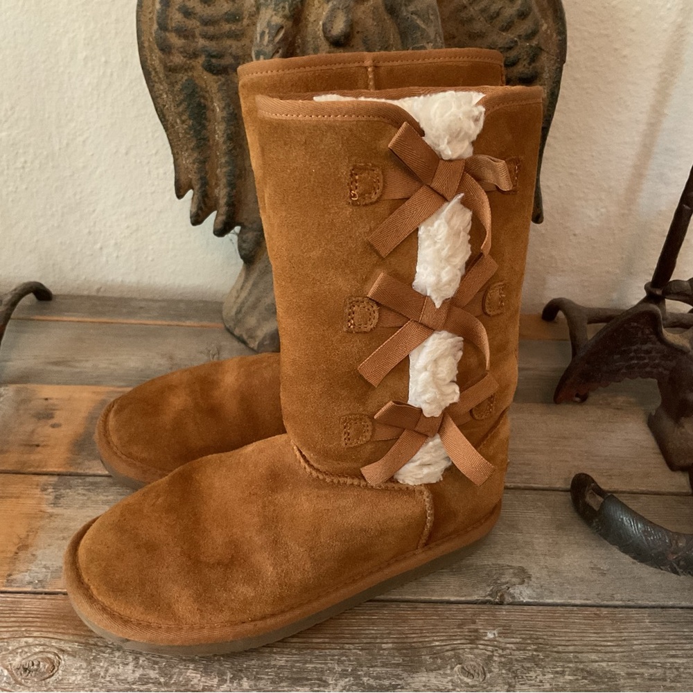 Ugg kids Koolaburra boots